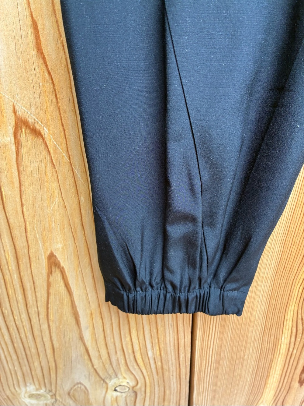 VINCE Silk Sleeveless Jumpsuit Color Black Size US 4 - Picture 6 of 9